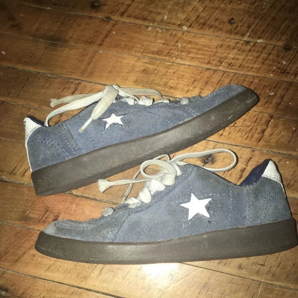Converse leather Star low top Converse shoes